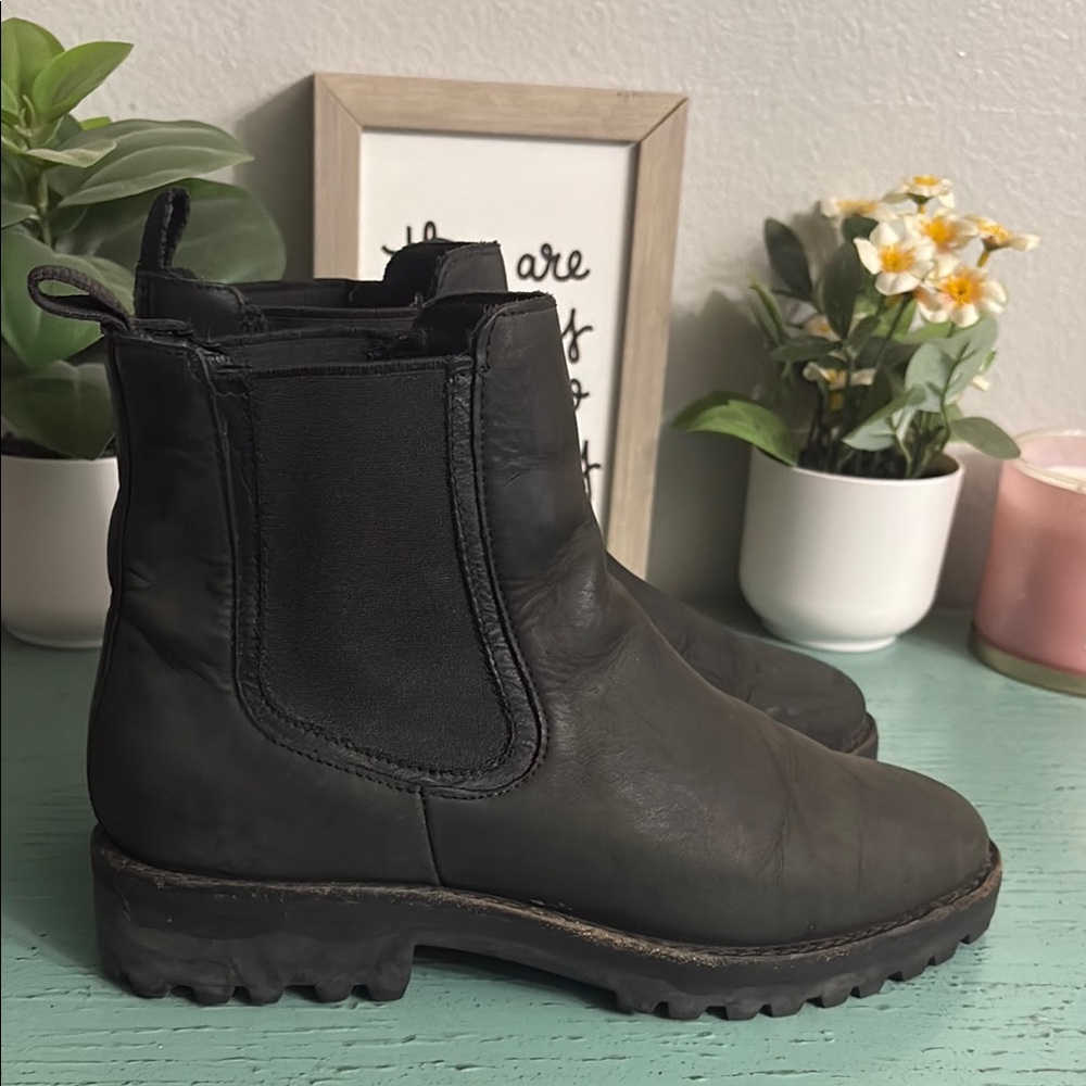 Thursday Boot Company Black Leather Ankle Boots SZ 8.5 Wos box 161